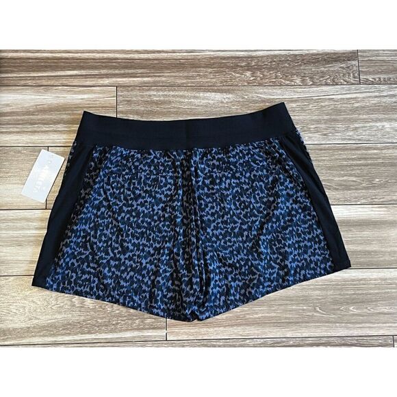 NWT! Athleta Brooklyn Printed Short Size 18 - Picture 7 of 7